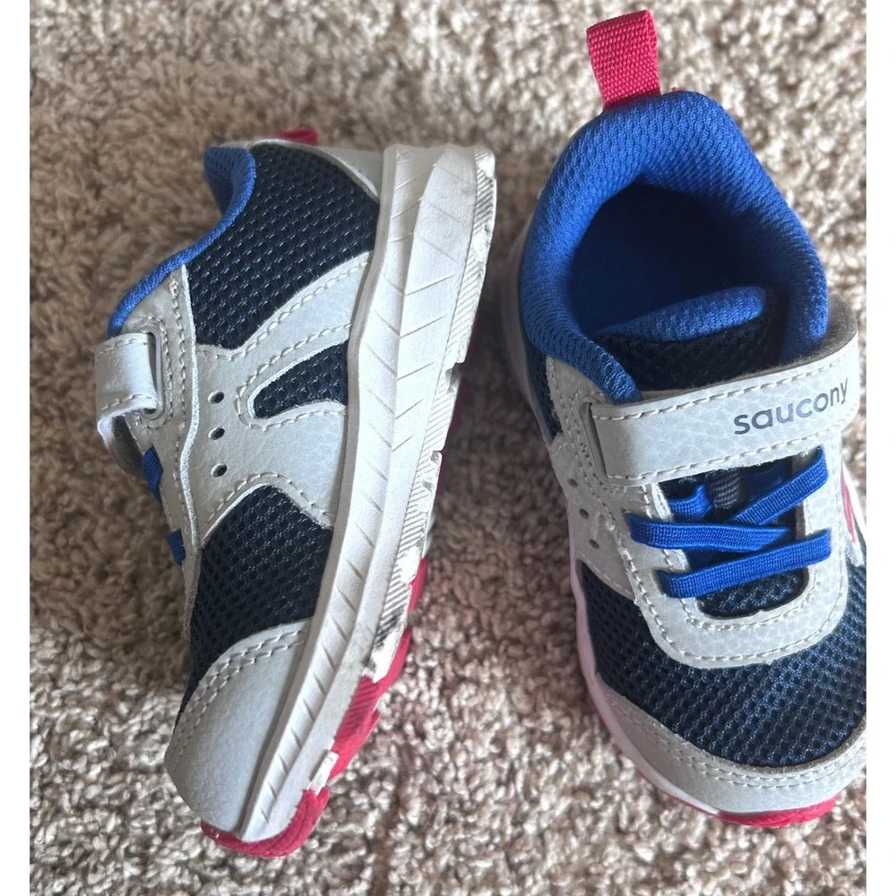Saucony‎  Share Ride Jr Sneaker Navy/Gray/Red SZ 5